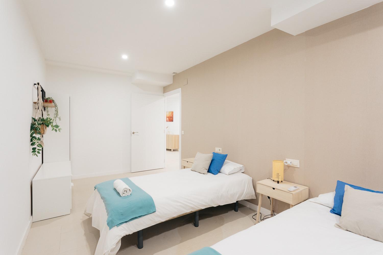 Amplio Apartamento Cerca Centro Historico Y Turia 5Pax 2 Bath Walencja Zewnętrze zdjęcie
