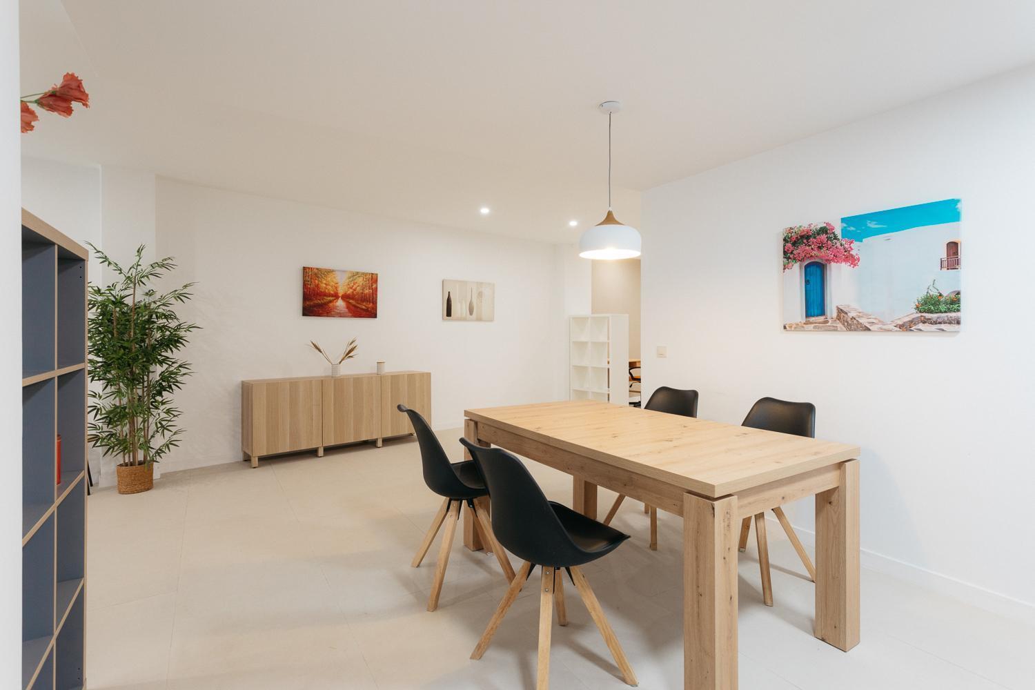 Amplio Apartamento Cerca Centro Historico Y Turia 5Pax 2 Bath Walencja Zewnętrze zdjęcie