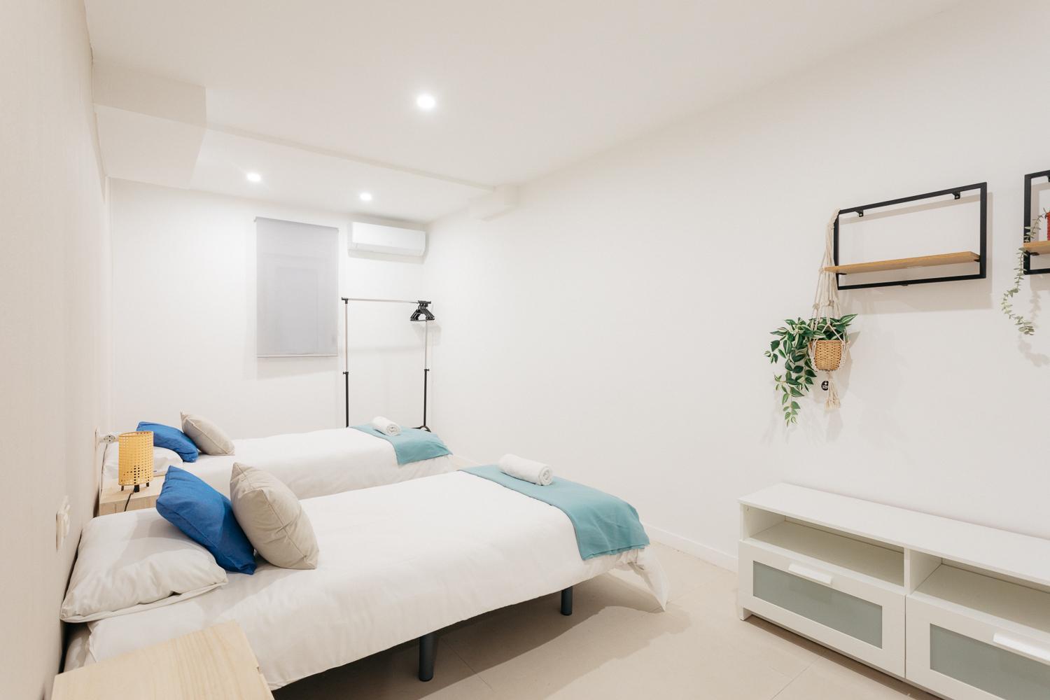 Amplio Apartamento Cerca Centro Historico Y Turia 5Pax 2 Bath Walencja Zewnętrze zdjęcie
