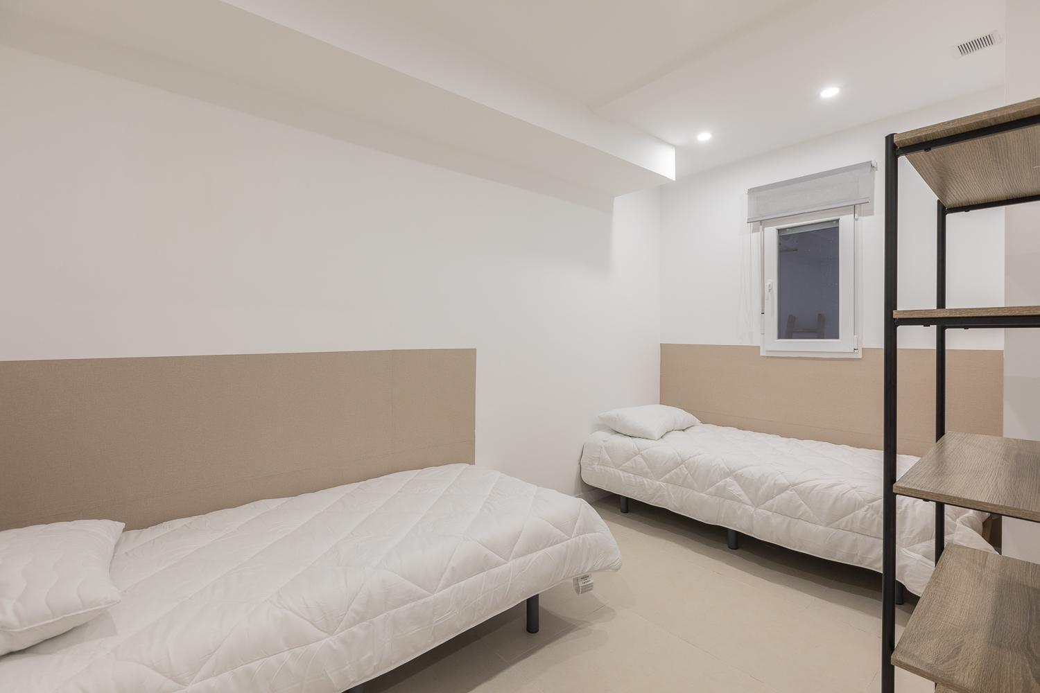 Amplio Apartamento Cerca Centro Historico Y Turia 5Pax 2 Bath Walencja Zewnętrze zdjęcie